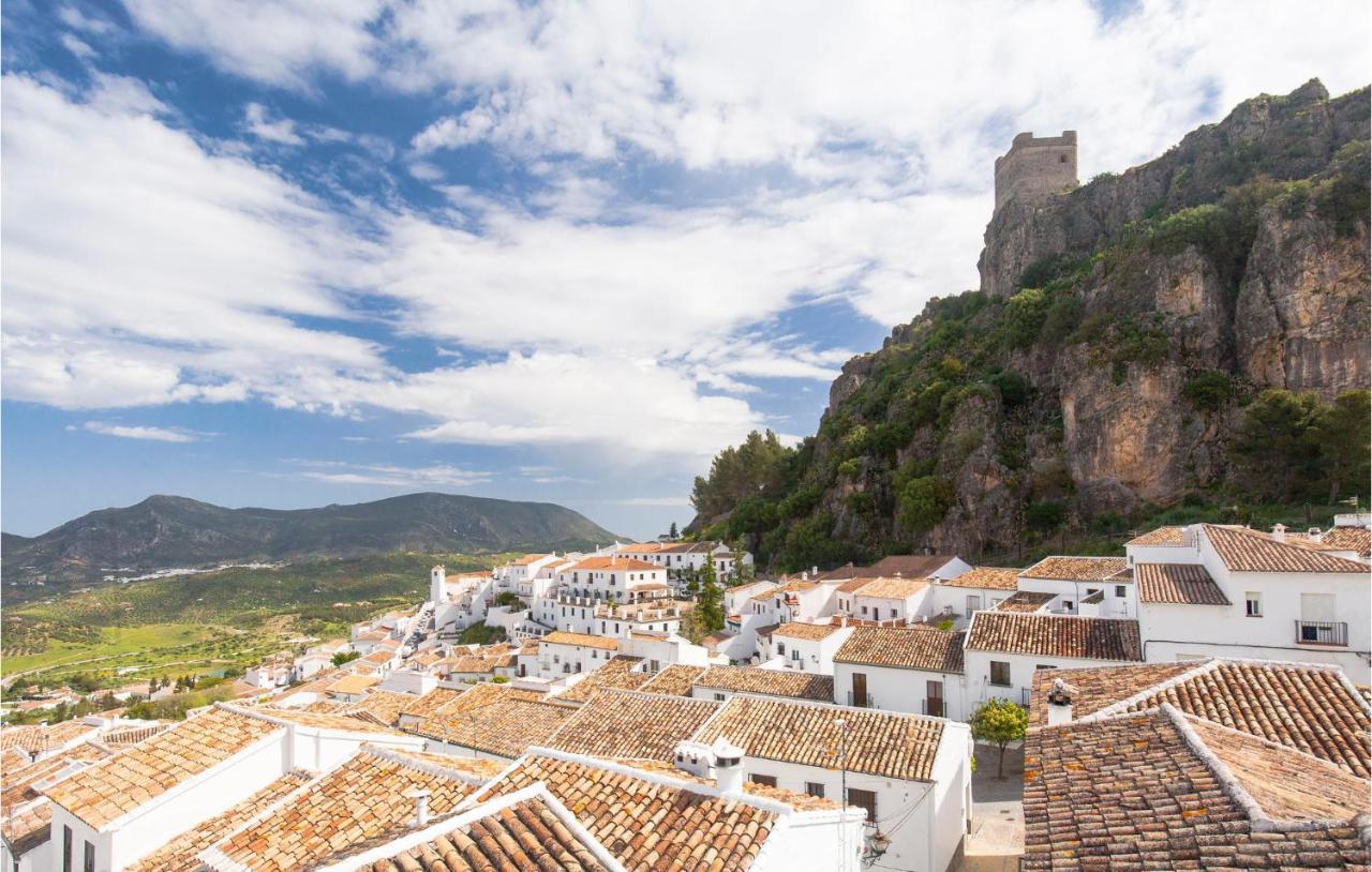 Stunning Home In Zahara De La Sierra With Wifi Exteriér fotografie